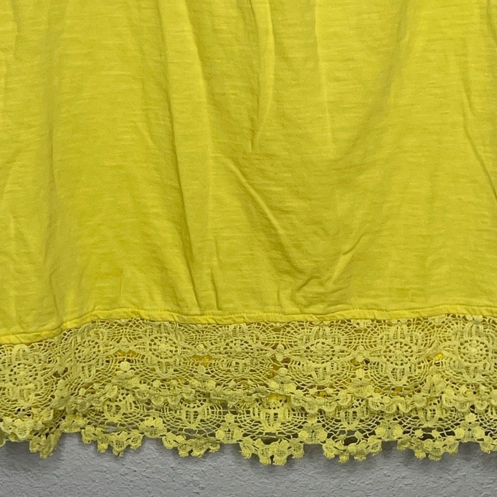 Intro. Top Yellow - Picture 3 of 9